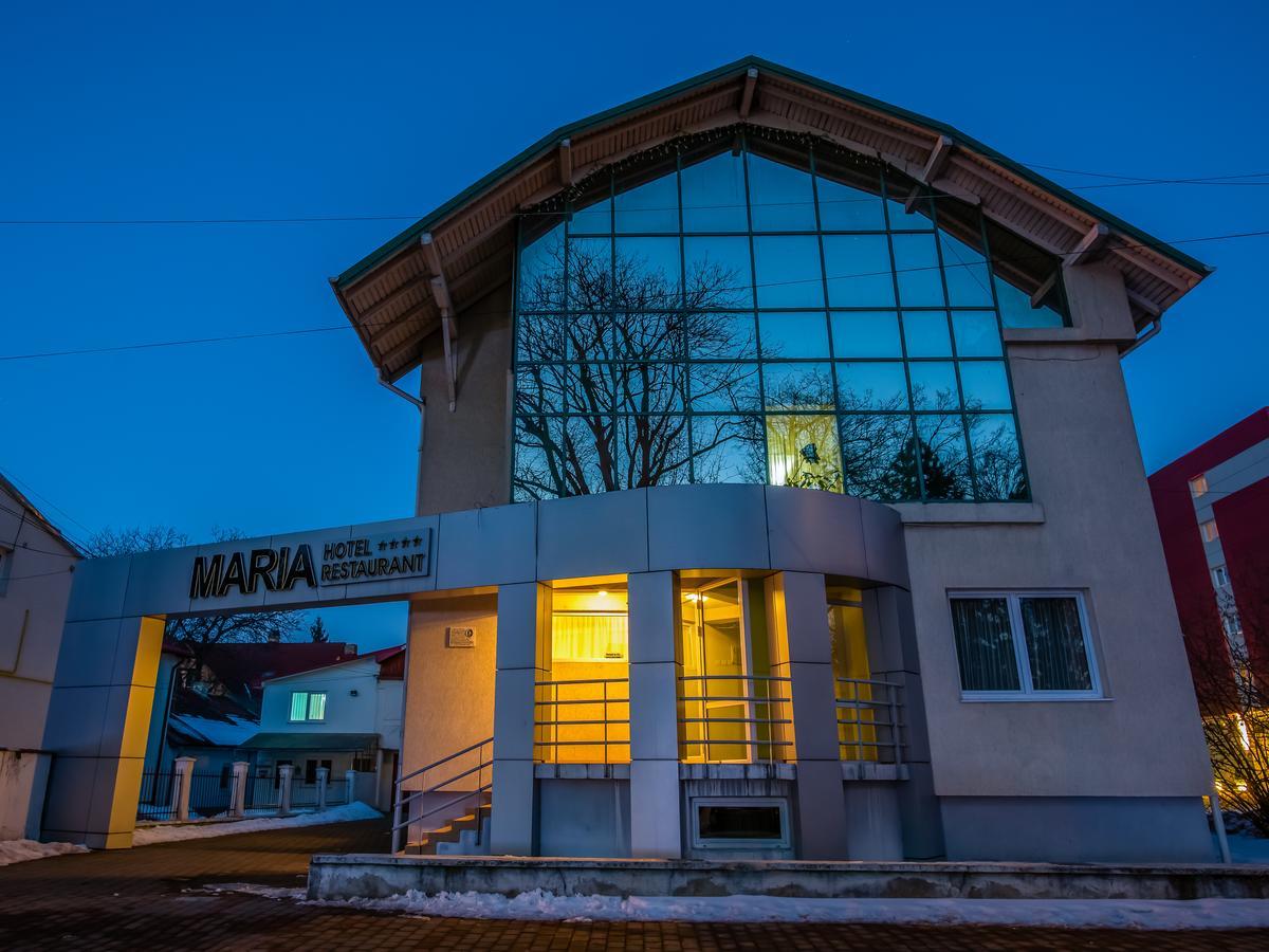 Hotel Maria Rădăuţi Extérieur photo