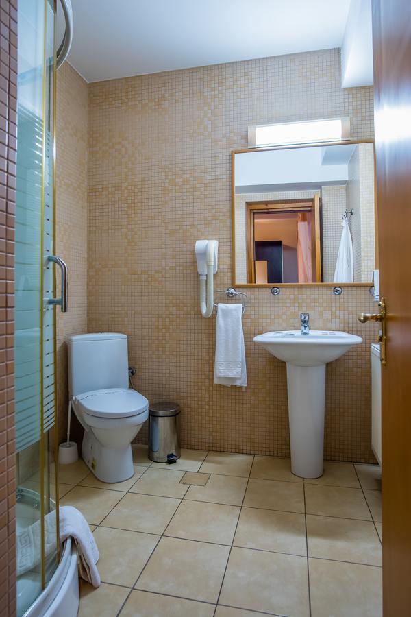 Hotel Maria Rădăuţi Extérieur photo
